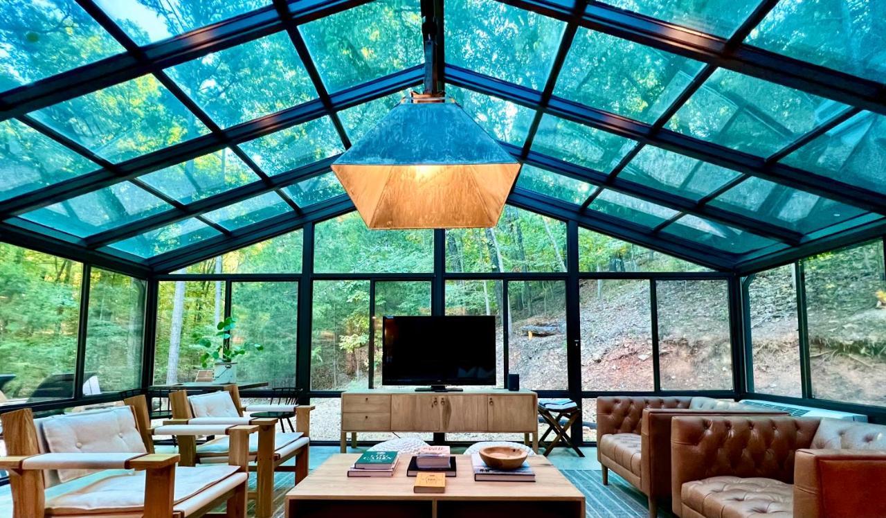 Glass Cabin Eureka Springs Eksteriør bilde